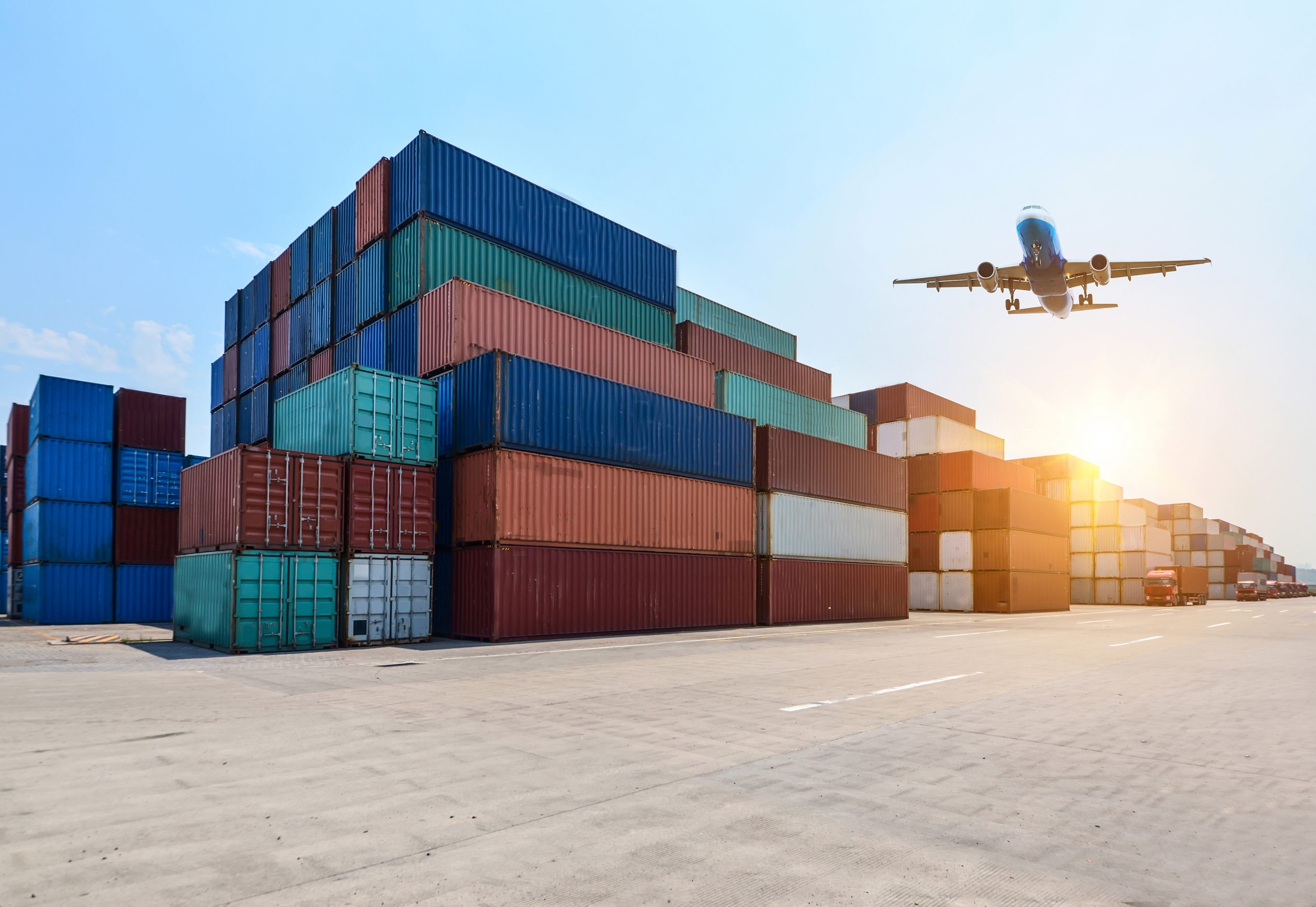 Cargo containers and freight transport